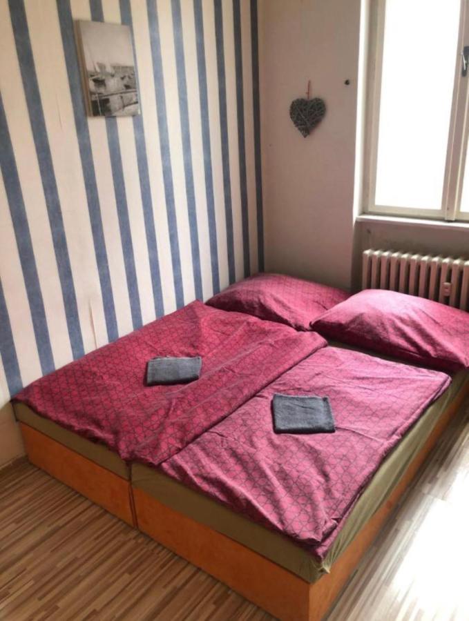 Easy Backpacker Old Town Apartment Kosice Ngoại thất bức ảnh